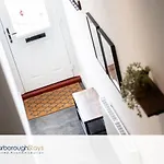 Nyaraló - Trafalgar - 4 Bedroomed House - Free Parking