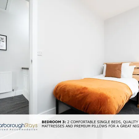 - Trafalgar - 4 Bedroomed House - Free Parking Σπίτι διακοπών *