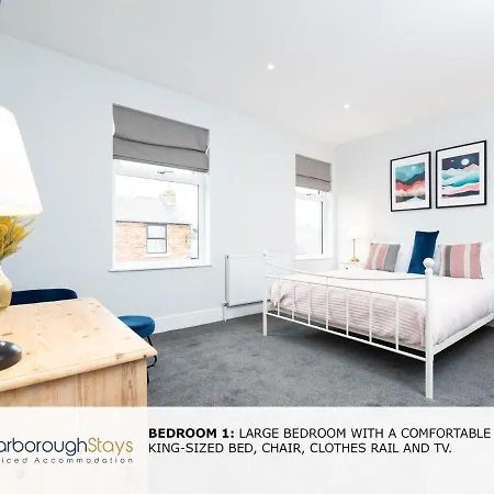 Сasa de vacaciones - Trafalgar - 4 Bedroomed House - Free Parking Scarborough