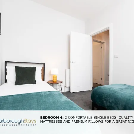 Сasa de vacaciones - Trafalgar - 4 Bedroomed House - Free Parking