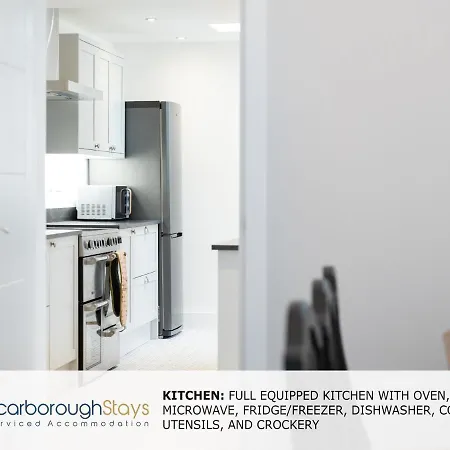 - Trafalgar - 4 Bedroomed House - Free Parking Holiday home Scarborough