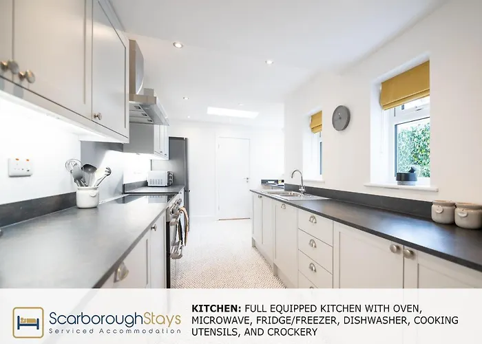 - Trafalgar - 4 Bedroomed House - Free Parking Hébergement de vacances