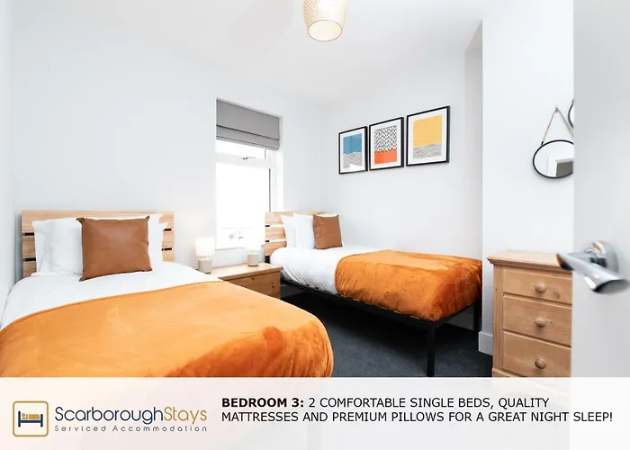 - Trafalgar - 4 Bedroomed House - Free Parking Hébergement de vacances *