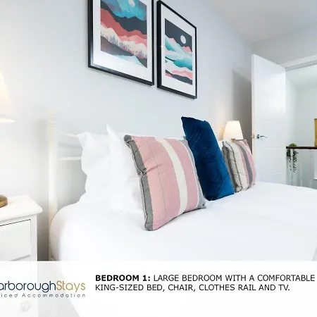 Nyaraló - Trafalgar - 4 Bedroomed House - Free Parking